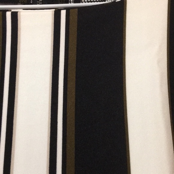 NWT Worthington Black Museum Striped Top - Picture 2 of 6